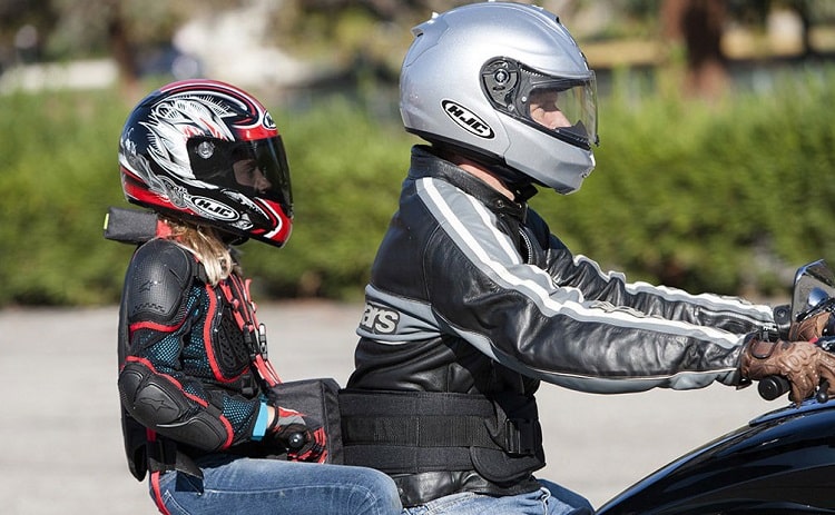 5 Factors to Consider While Choosing Motorcycle Helmet Color?