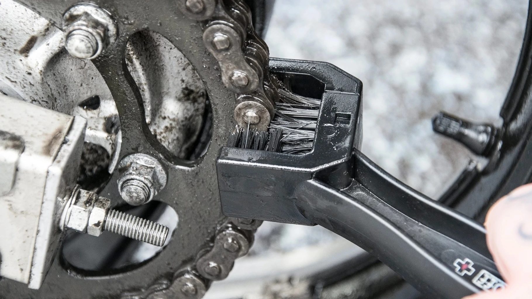 How to Clean Motorcycle Chain