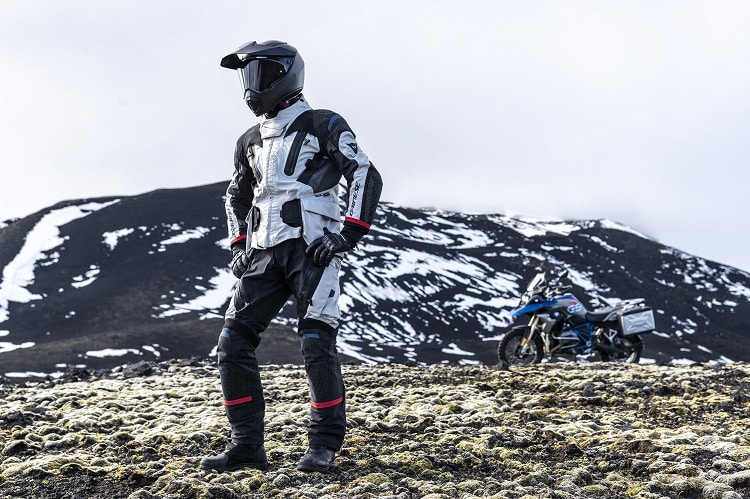 12 Cold Weather Motorcycle Gear - Best For Winter Travel