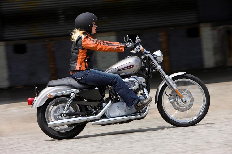 The Best Commuter Motorcycle - Top 8 Picks!