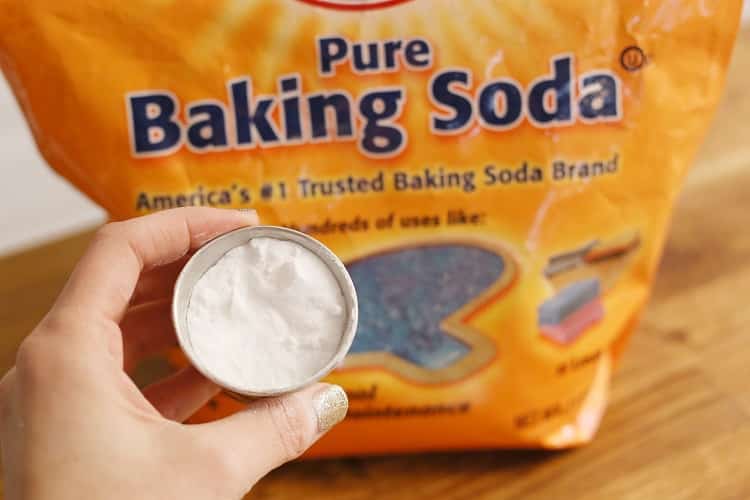 Baking soda flush